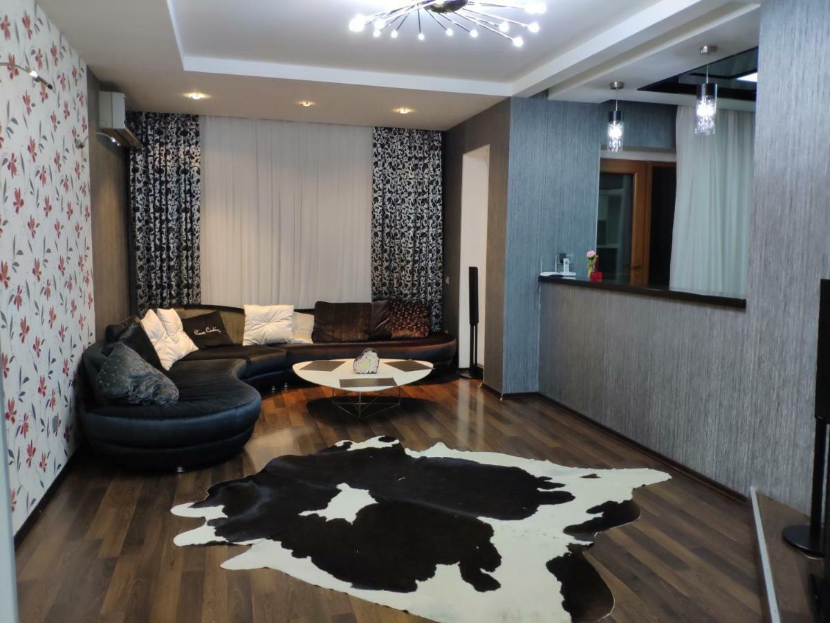 Nizami Apartment Baku Exteriör bild